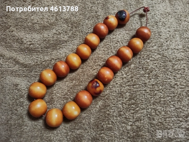 Стара Бакелитена броеница