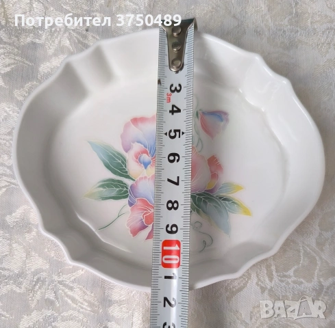 Кутийка за бижута,чинийка и вазичка Aynsley, снимка 9 - Антикварни и старинни предмети - 53669219