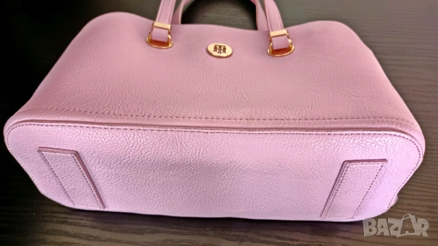 Tommy Hilfiger бонбонена, снимка 2 - Чанти - 53415699