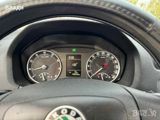 Skoda Octavia 1.2 turbo, снимка 5 - Автомобили и джипове - 52356500