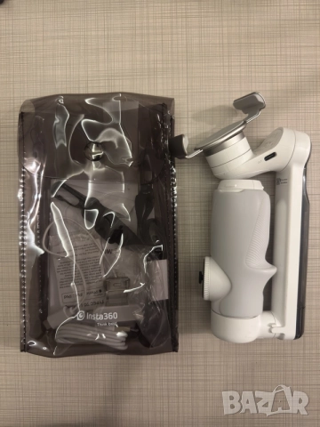 Гимбал Insta360 Flow Creator Kit, снимка 2 - Камери - 55878971