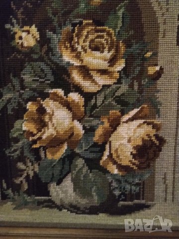 Страхотен гоблен рози масивна дървена рамка , снимка 4 - Гоблени - 42462639