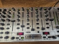 Миксер Behringer Pro Mixer VMX1000 Смесителен пулт – Огромен DJ пулт, снимка 5