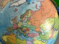 Мини глобус 10CM с политическа карта и с вградена острилка за моливи, снимка 7