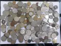 лот от 200 броя чужбински монети.  НЯМА ЕВРОЦЕНТОВЕ!, снимка 1
