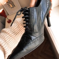 Черни кожени токчета ZARA, снимка 3 - Дамски обувки на ток - 44496505