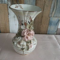 Порцеланова ваза, снимка 1 - Вази - 44588180