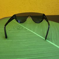 Слънчеви очила Moschino , снимка 10 - Слънчеви и диоптрични очила - 41592575
