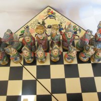 Уникален шах с ръчно изработени и рисувани фигури, снимка 10 - Колекции - 42376551
