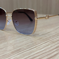 Слънчеви очила Valentino, снимка 5 - Слънчеви и диоптрични очила - 44529852
