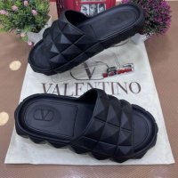 Чехли Valentino, снимка 1 - Чехли - 42134278