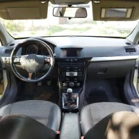 Opel Astra H 1.9 120hp 6ск. -На части !, снимка 13 - Автомобили и джипове - 41437564