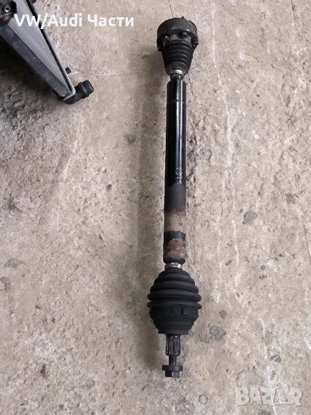 Дясна полуоска за Голф 5 Ауди А3 Пасат VW Golf 5 Audi A3 8P Passat B6 Touran , снимка 1