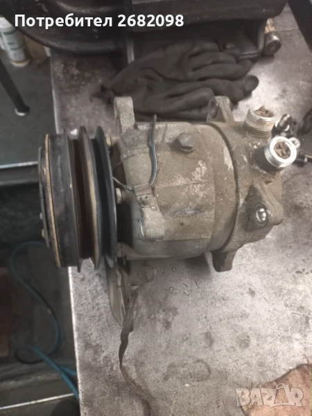 Компресор за климатик Ауди 80 Б4 Audi 80 B4, снимка 1