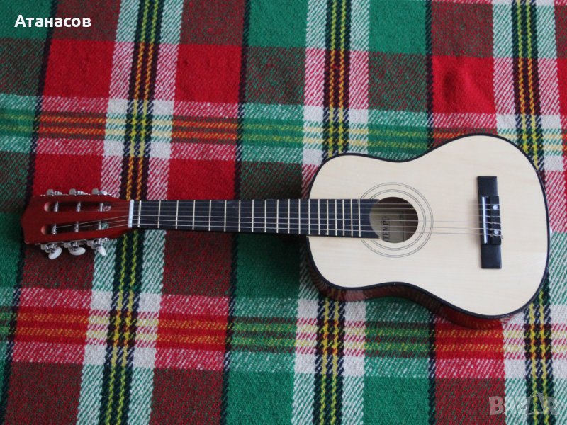 Bontempi -  Дървена китара 85 см - guitalele, снимка 1