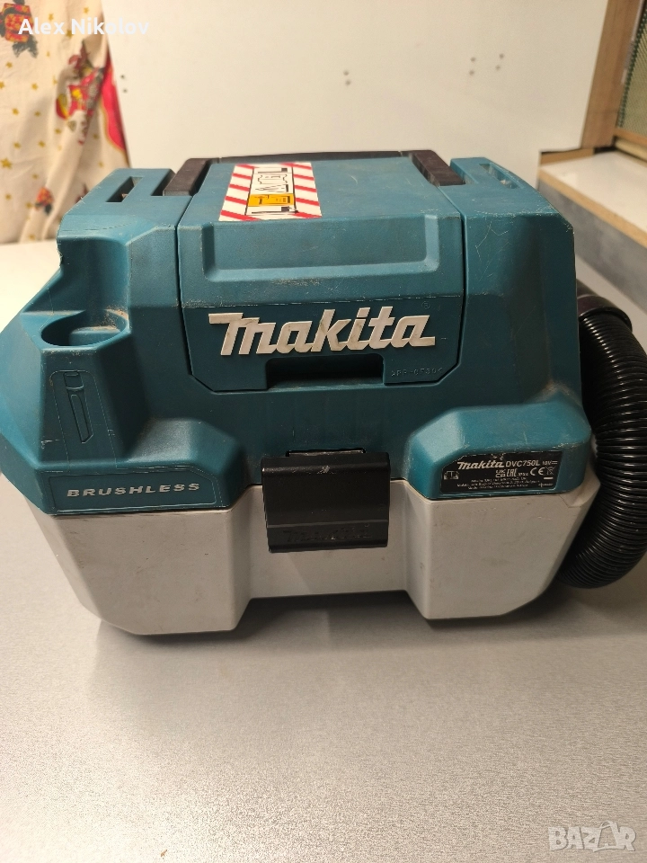 Акумулаторна прахосмукачка Makita DVC 750L, снимка 1