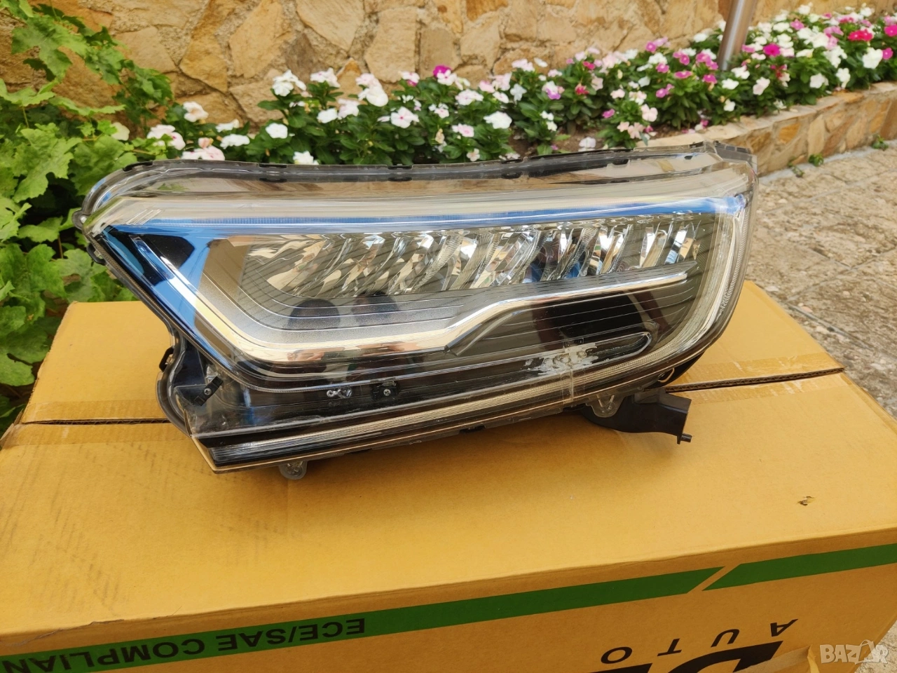 Оригинален ляв фар за Honda CRV 2016-2025, снимка 1