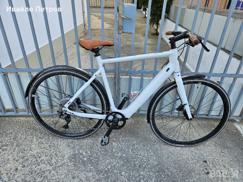 Електрически велосипед 28 цола MOMENTUM VOYA E+3, снимка 1