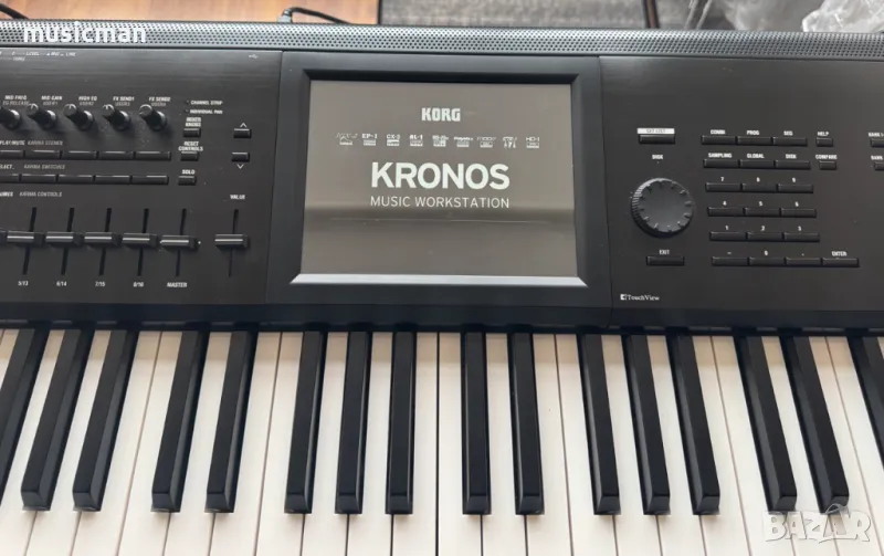 Korg Kronos 2 - 73 keys + bonus cover Custom, снимка 1