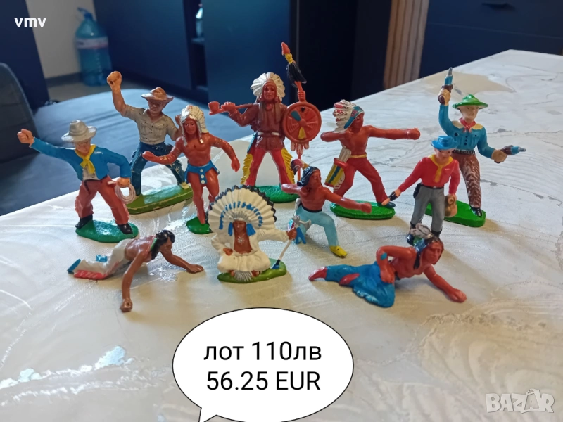 Лотове стари фигури войници рицари каубои индианци моряци пирати , снимка 1