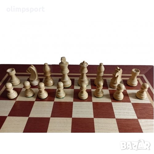 Комплект за игра на шах или табла  Масивна кутия от орех с фурнировано вътрешно поле за табла , снимка 1