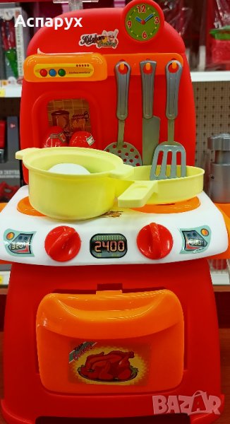 Детска пластмасова кухня с аксесоари с звук и светлина Червена мини, снимка 1