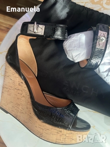 Givenchy сандали , снимка 17 - Сандали - 56202105