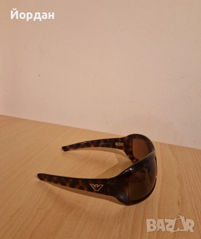 Слънчеви очила Emporio Armani унисекс, снимка 2 - Слънчеви и диоптрични очила - 52900062