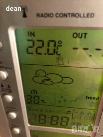 Радиочасовник Universum UR1016, снимка 3 - Радиокасетофони, транзистори - 53843688