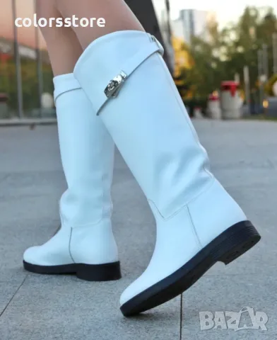 Равни ботуши - бяла кожа с черна подметка - НS22