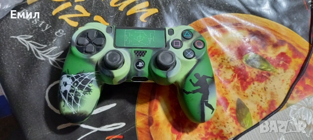 PlayStation 4 оригинален контролер с калъф