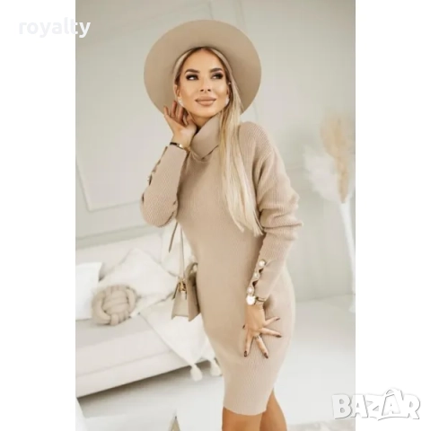 Трикотажна зимна рокля с поло-яка