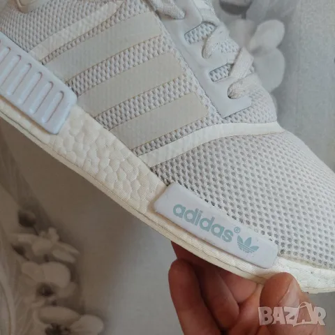 маратонки adidas NMD R1 “Triple White” номер 44 ,5-45 1/3, снимка 10 - Маратонки - 49763084