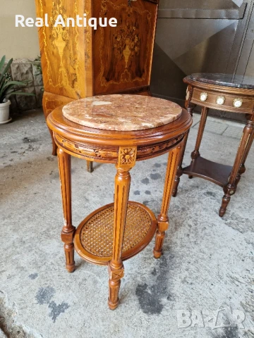 Уникална антикварна френска дървена масичка с ратан и мраморен плот, снимка 4 - Антикварни и старинни предмети - 51050573