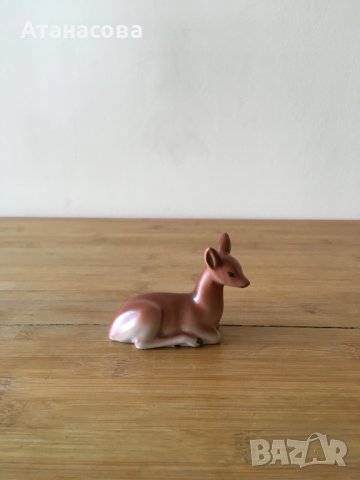 Българска порцеланова фигура Сърничка Сърна С.И.П."Стойко Ив. Пеев" 1960 г