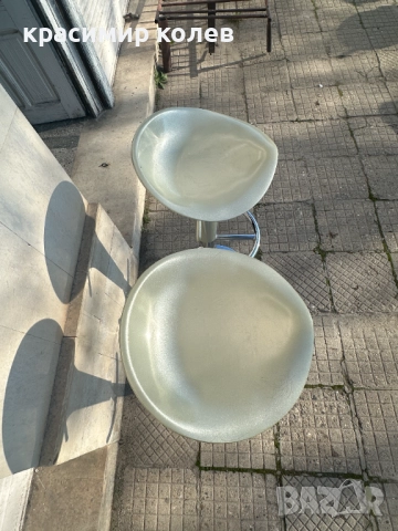 2 броя барови столчета, снимка 2 - Обзавеждане за заведение - 52796569