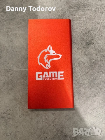 Външна батерия /power bank/ Game Evolution Pokemon Go Team Valor, 10000 mAh, червена, снимка 2 - Друга електроника - 51359374