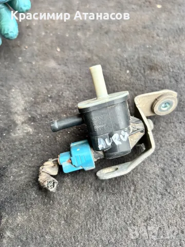 vN136200-7010. Вакуум клапан за Тойота аурис. 90910-1C001