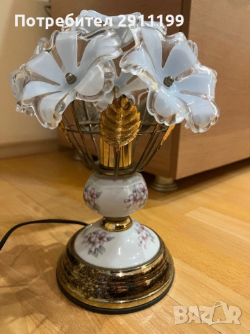 Красива настолна лампа, снимка 7 - Настолни лампи - 53785480