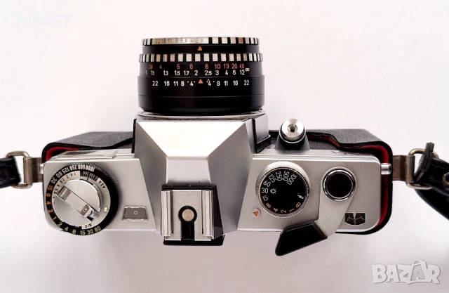 Филмов фотоапарат Praktica LB2 с обектив Domiplan Meyer-Optik 50mm f2.8 и калъф , снимка 3 - Фотоапарати - 53480143