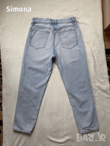 Светло сини мъжки дънки, Bershka, снимка 2 - Дънки - 53685928