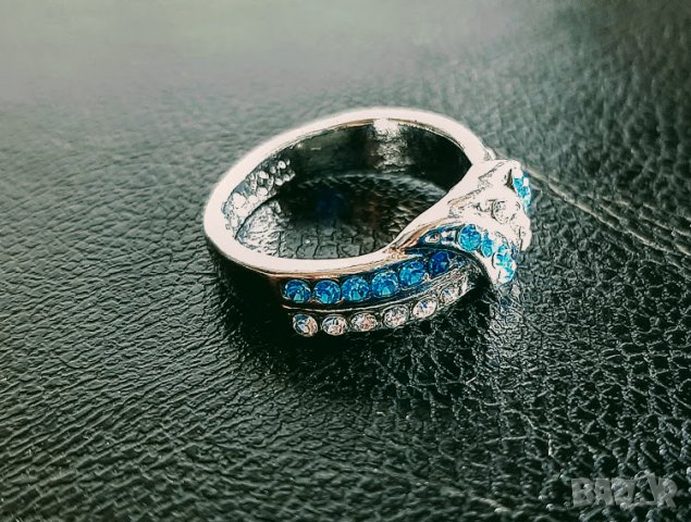 Нежен дамски пръстен с аквамарини и топази, снимка 3 - Пръстени - 33886180