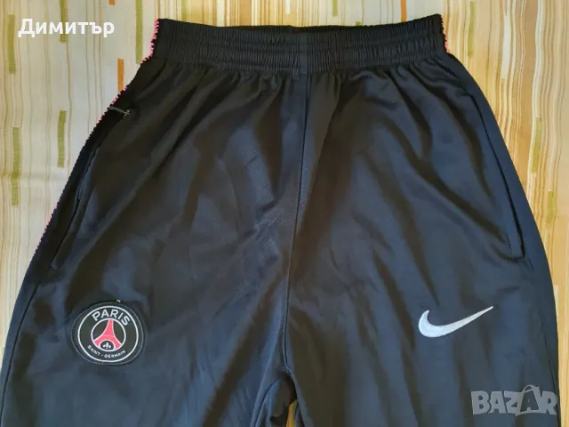 Долнище Nike на FC Paris Saint-Germain PSG Пари Сен Жермен, снимка 2 - Футбол - 48659213