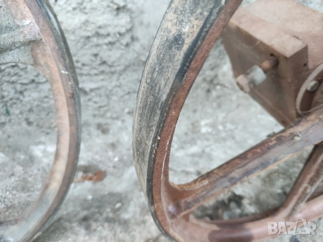 Колела за банциг (шайби) с лагерно тяло и бандаж – Ф430мм ​, снимка 2 - Други машини и части - 53153548