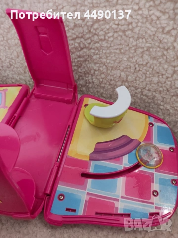 Кукленска къща с допълнително 4 кукли като чанти, снимка 4 - Други - 53847947