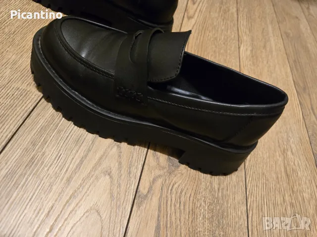 Дамски обувки Stradivarius, снимка 3 - Дамски ежедневни обувки - 48772477