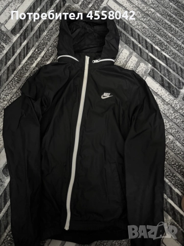 Ветровка Nike sportswear 

, снимка 3 - Спортни дрехи, екипи - 55744711