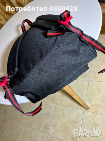 Раница Eastpak 620 Authentic (оригинал, черна), снимка 4 - Раници - 53344115