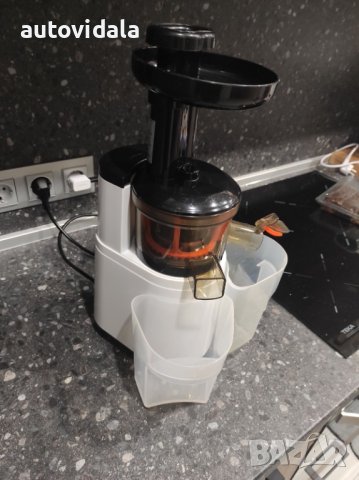  Бавна сокоизстисквачка VEGA 118440011, снимка 4 - Сокоизстисквачки и цитрус преси - 42392016