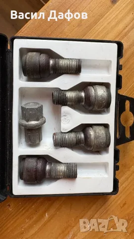 Секретни болтове M14 VW Audi Seat Skoda, снимка 2 - Аксесоари и консумативи - 55904617